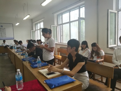 williamhill体育第一次学生代表大会第一代表团预备会讨论会